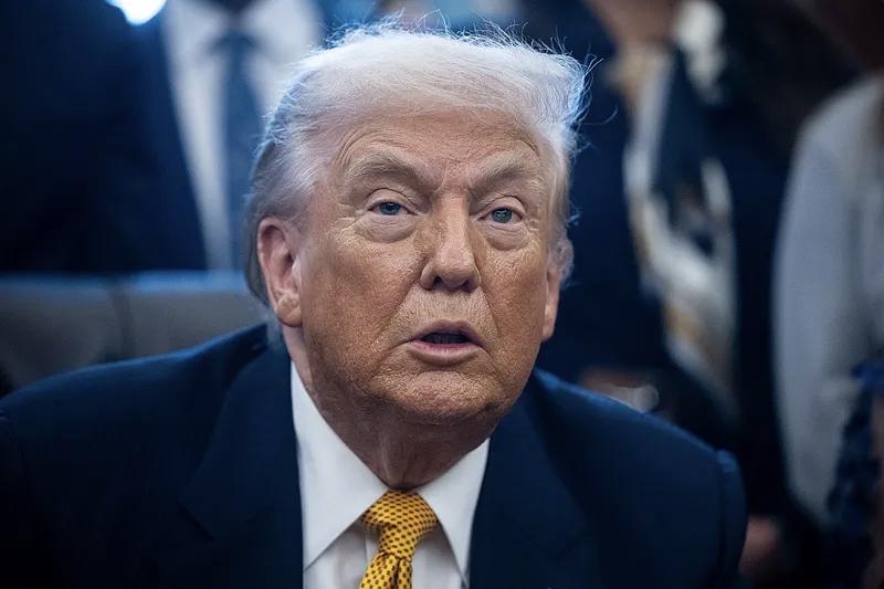 特朗普这头纸老虎开始现原形了伊朗“真实承诺4”已经打到第30轮反击，中东这出