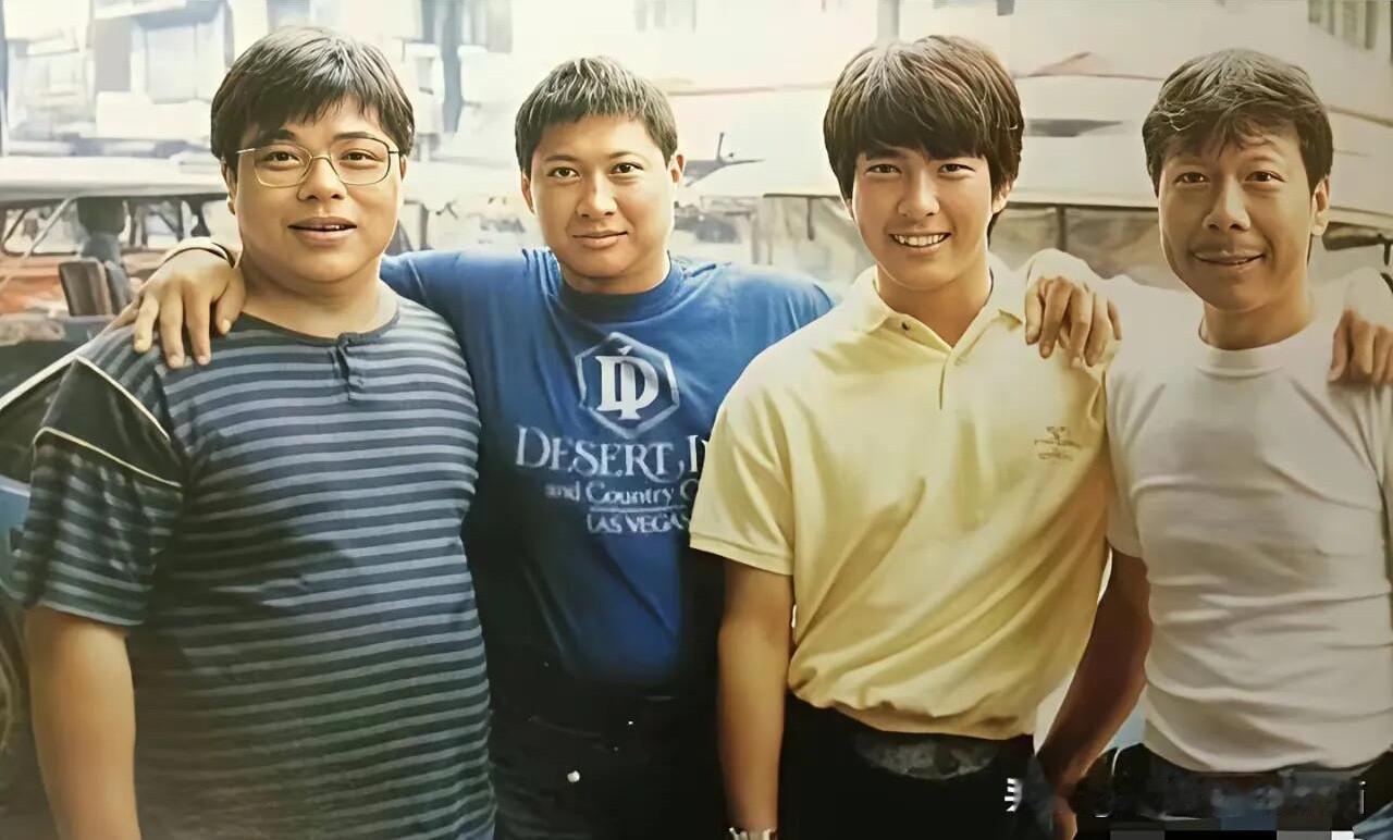 这几位都是香港老一代演员的代表,他们拍摄过的电影影响了一代又一代人,能全部认出他