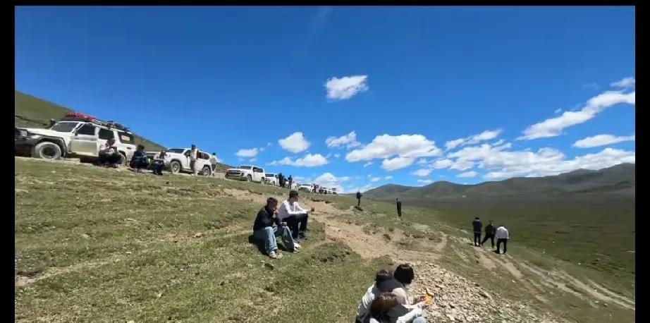 于东来总结近期经历，谈到旅游痛点并指出机会！6月5日早晨，于东来在社交媒体连发