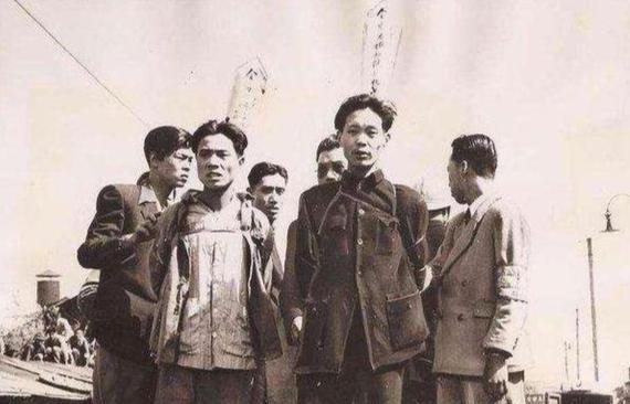 台湾白色恐怖时期,我党在台有三条地下情报线,台工委蔡孝乾是一条,吴石是一条,这两