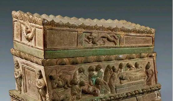 1972年，山东一个13岁男孩，搬回家一个“小棺材”，母亲吼道：“赶紧给我弄回去