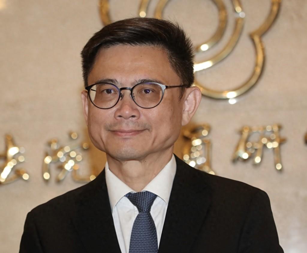 民进党近期爆出“换赖焦虑”。台湾媒体人罗旺哲强调，“换赖”不可能发生，虽然赖瑞