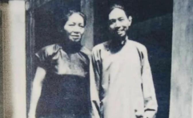 1928年，32岁的茅盾出轨了23岁的女学生秦德君，不久秦德君便怀了孕，茅盾为难