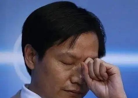 雷军最近怕是睡不着了，小米的至暗时刻来了！即将面临多家公司专利诉讼！华为前脚刚表