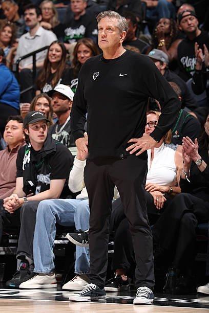 多森姆牛逼里德牛逼戈贝尔牛逼麦丹牛逼，但是芬奇你真的是有点问题。迪温琴佐没办法，