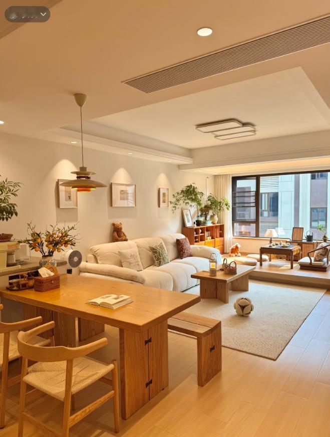 租房那点玄乎事这部分就说为啥住进去浑身难受、倒霉催的。1.一开门，正对着