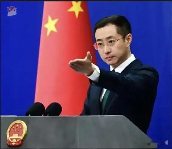 中国外交部发表严正声明，7月20日，针对台湾当局宣布，从8月起停止对坚持一中