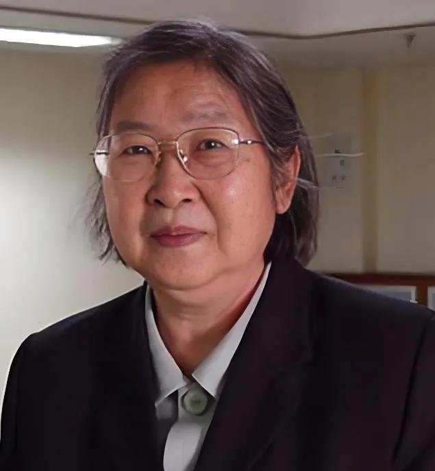 李敏提起毛主席就想哭，晚年陪伴父亲的时间太少了，遗憾最后时刻没能在父亲身边！
