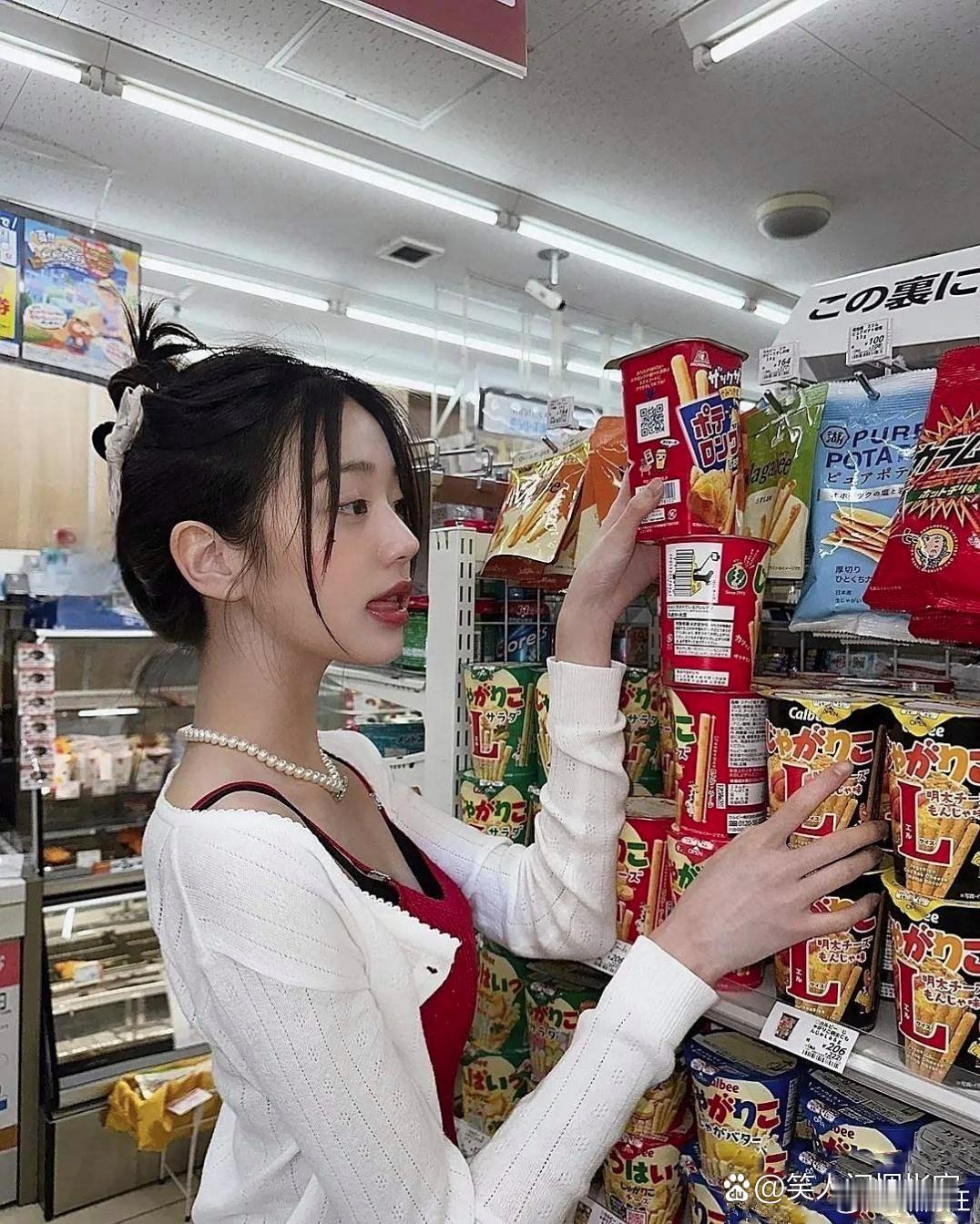 张元英那舌头跟没在嘴里待过似的