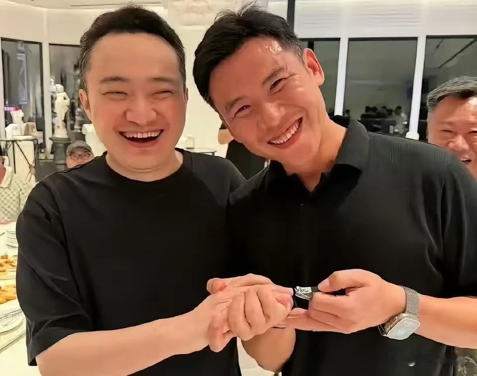 孙割这张图一出，怪不得赵长鹏要和他划清界限。在比特币（香港）峰会第二天，也是