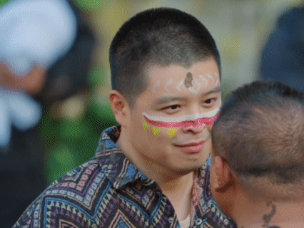 马頔为了通告费亲嘴李纯知道吗点进来以前：马頔为了房贷真的是什么都干啊点进来以后：