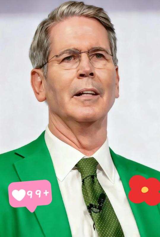 中国正式宣布了2025年11月5日，中国正式宣布：未来一年内继续暂停对美国商品