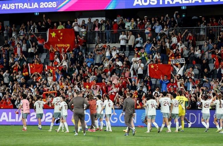 谁能想到，一场亚运会首战，国足主帅一上来就直接亮出了底牌？面对赛前分组只排在第四