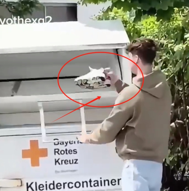终于有人干了我最想干的事了！”德国一男子把藏有GPS追踪器的鞋子捐给红十字会，想