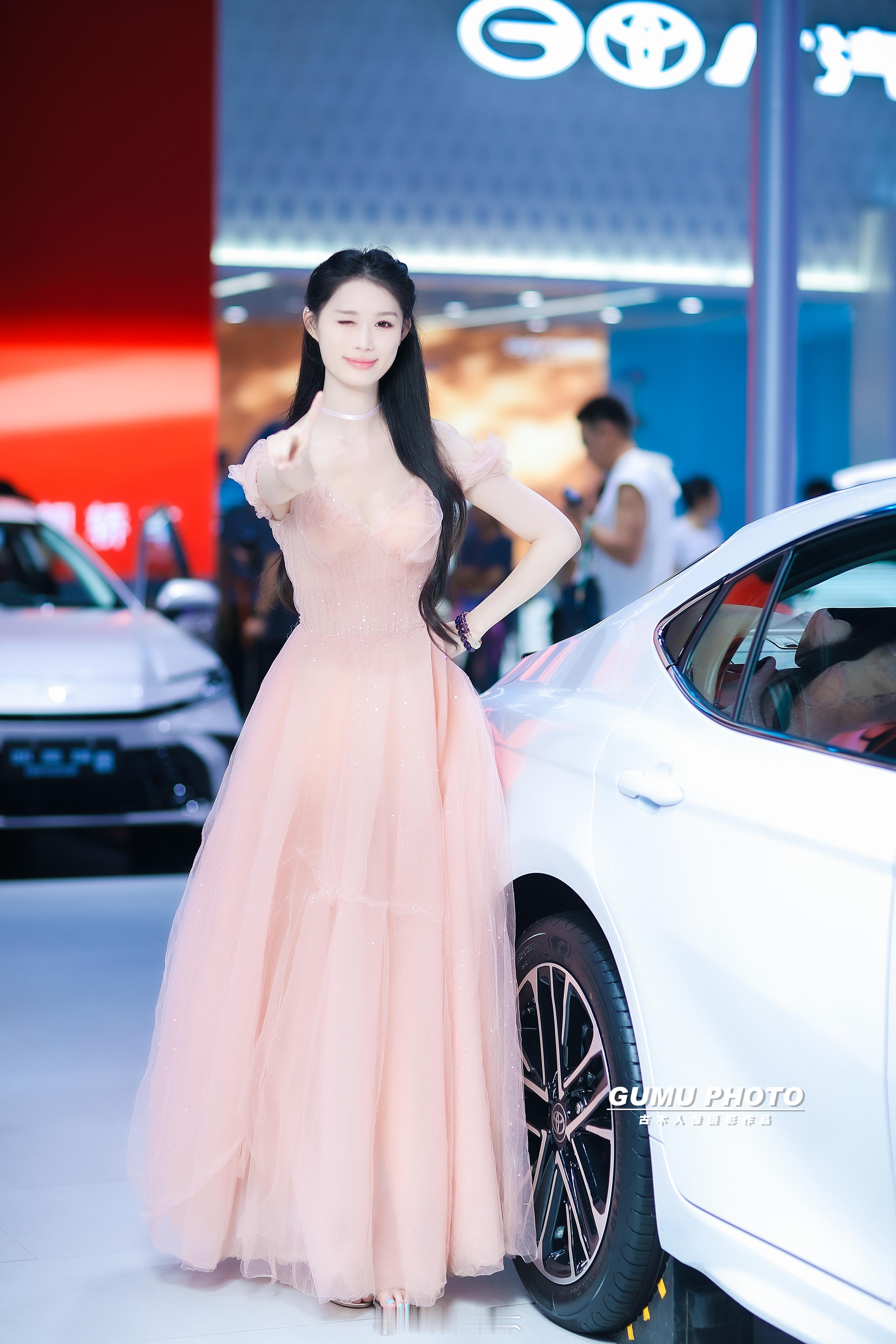 2026成都国际车展广汽丰田展台模特2026成都国际车展成都车展​​​