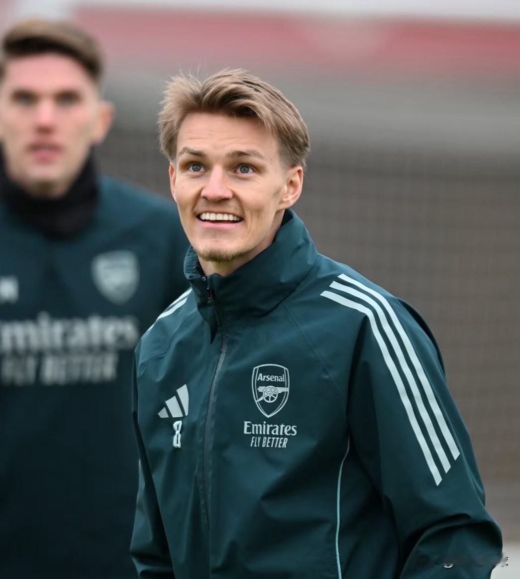 阿尔特塔的执教能力真的值得商榷？为什么要一直用厄德高不用艾泽呗！你最好下轮欧冠还