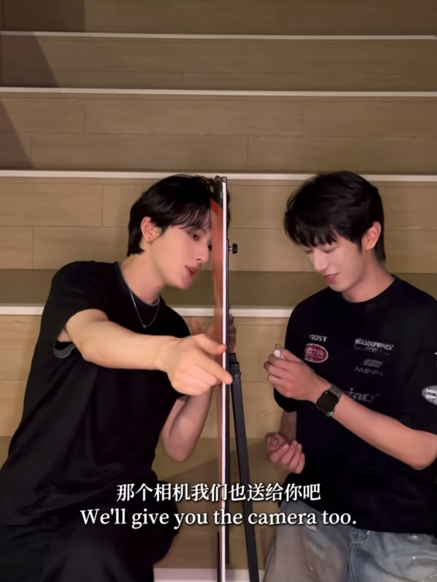 对的对的对的就这样把公司的相机大疆桌椅板凳锅碗瓢盆都拿回家也不算白干