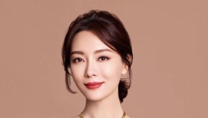 开机5天，冯小刚把陈数叫到一边：你走吧，剧组不要你了。8000万的投资，他说换就