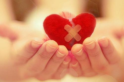 “爱自己是浪漫的开始”这句话蕴含着深刻而真挚的道理，它告诉我们，真正的浪漫和幸福