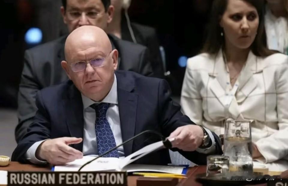 全世界都在等着看俄罗斯会不会同意乌克兰提出的最新停火协议，结果一点都不意外！国防