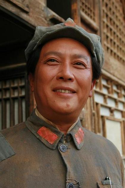 毛泽东生平首战！3000溃兵压境，凭一计智退保长沙1917年长沙南郊，3000
