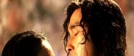 **江湖传言多离谱，事实往往更精彩。**网上一直流传着张国荣林青霞在水下吻戏