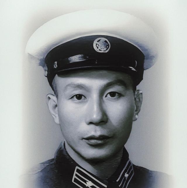 1955年，一艘仅22吨的解放军鱼雷艇突发故障，带着仅剩的一枚鱼雷艰难返航，迎面
