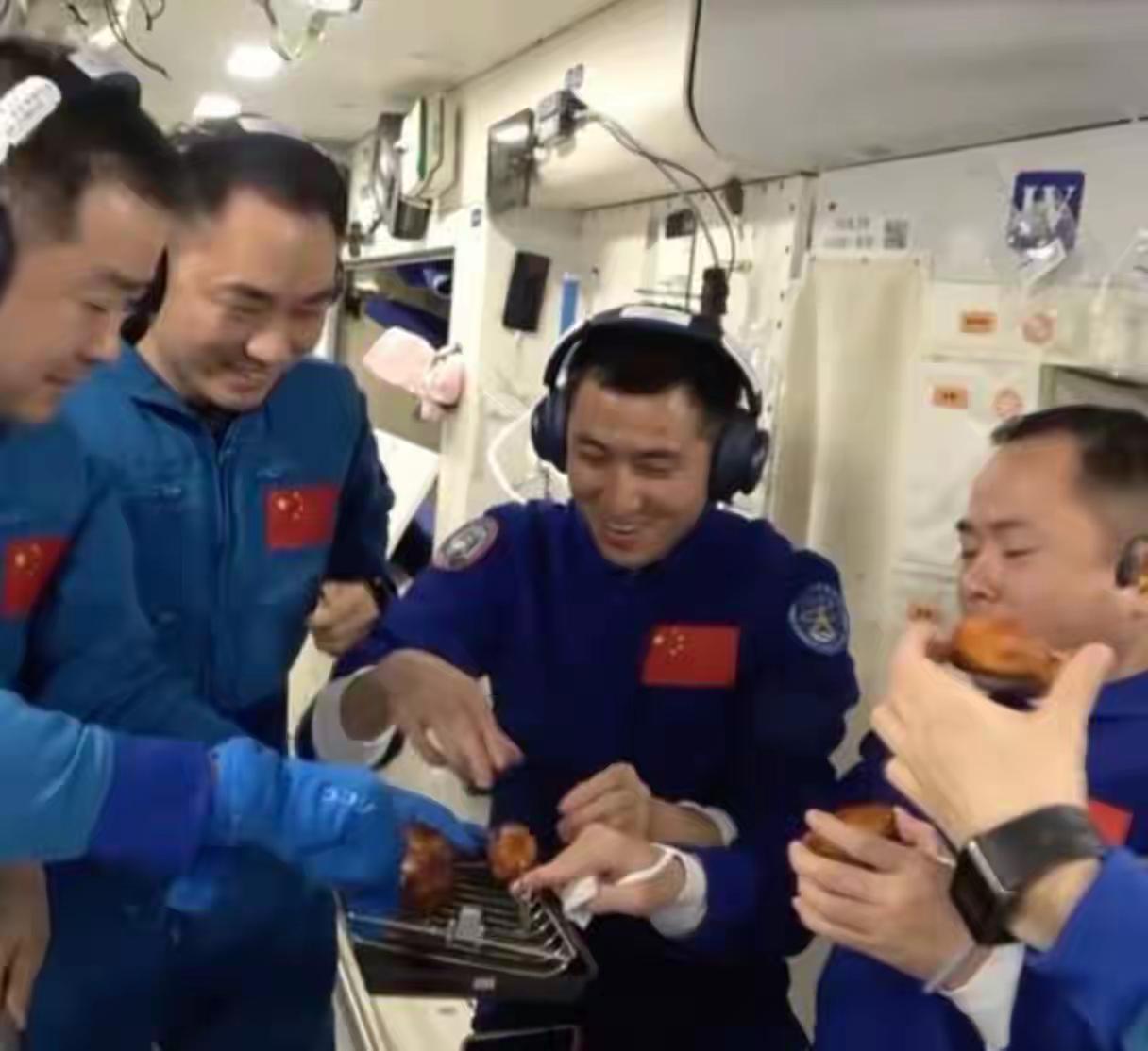 空间站差点被撞！中国在联合国强烈批评美国星链，马斯克读懂了中国的弦外之音中国