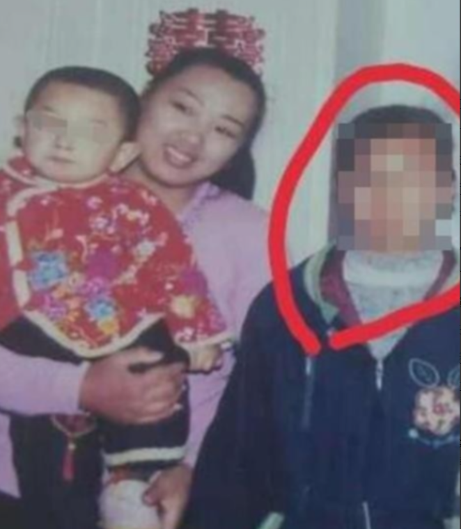 “汤兰兰去哪了？”2008年，14岁的汤兰兰向警方报案：自6岁起被全家人集体性侵