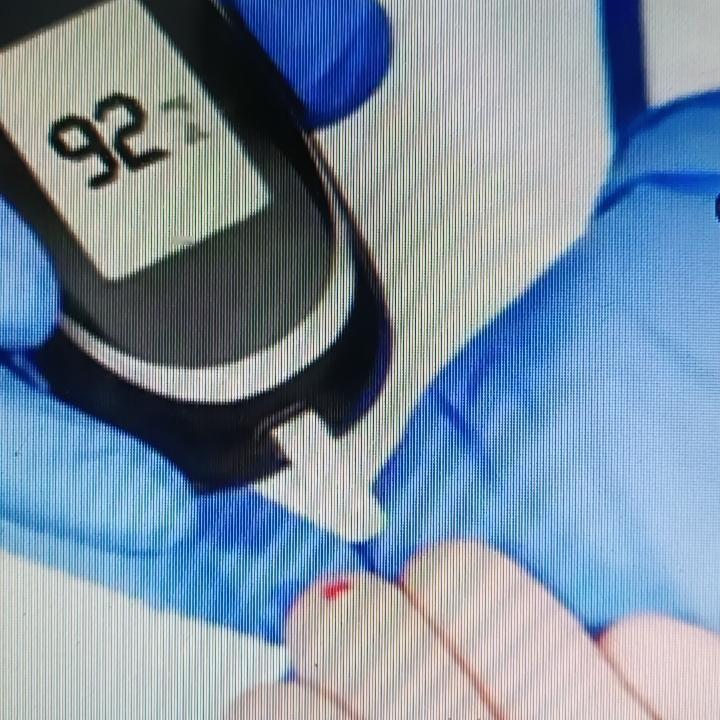 吃橘子血糖到底是飙升还是下降，医生给出的真相很关键。橘子含糖量大概在10%-