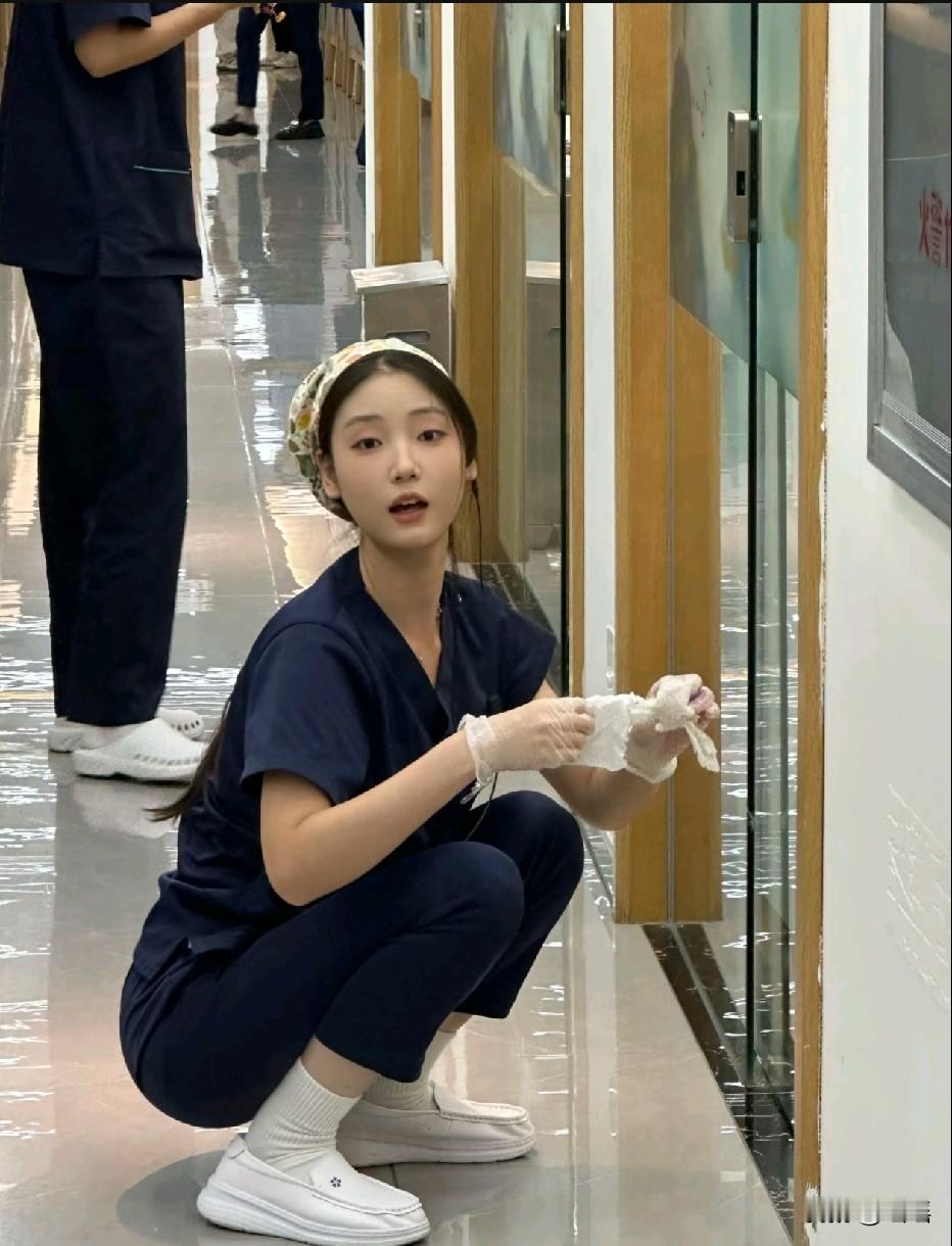 最年轻保洁阿姨