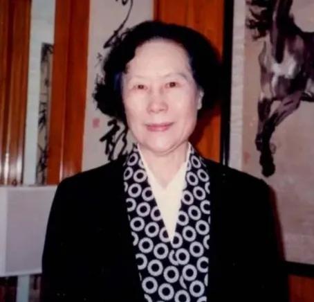 1953年，徐悲鸿病逝，五年后，他的妻子廖静文不但选择了改嫁，还生了孩子，然而，