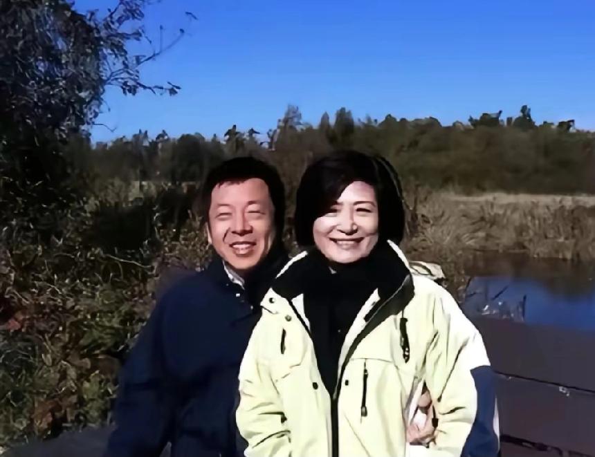 三太永远比不上二太和四太，三太的几个子女婚姻都不幸福，唯一的儿子也离婚了，两个孙