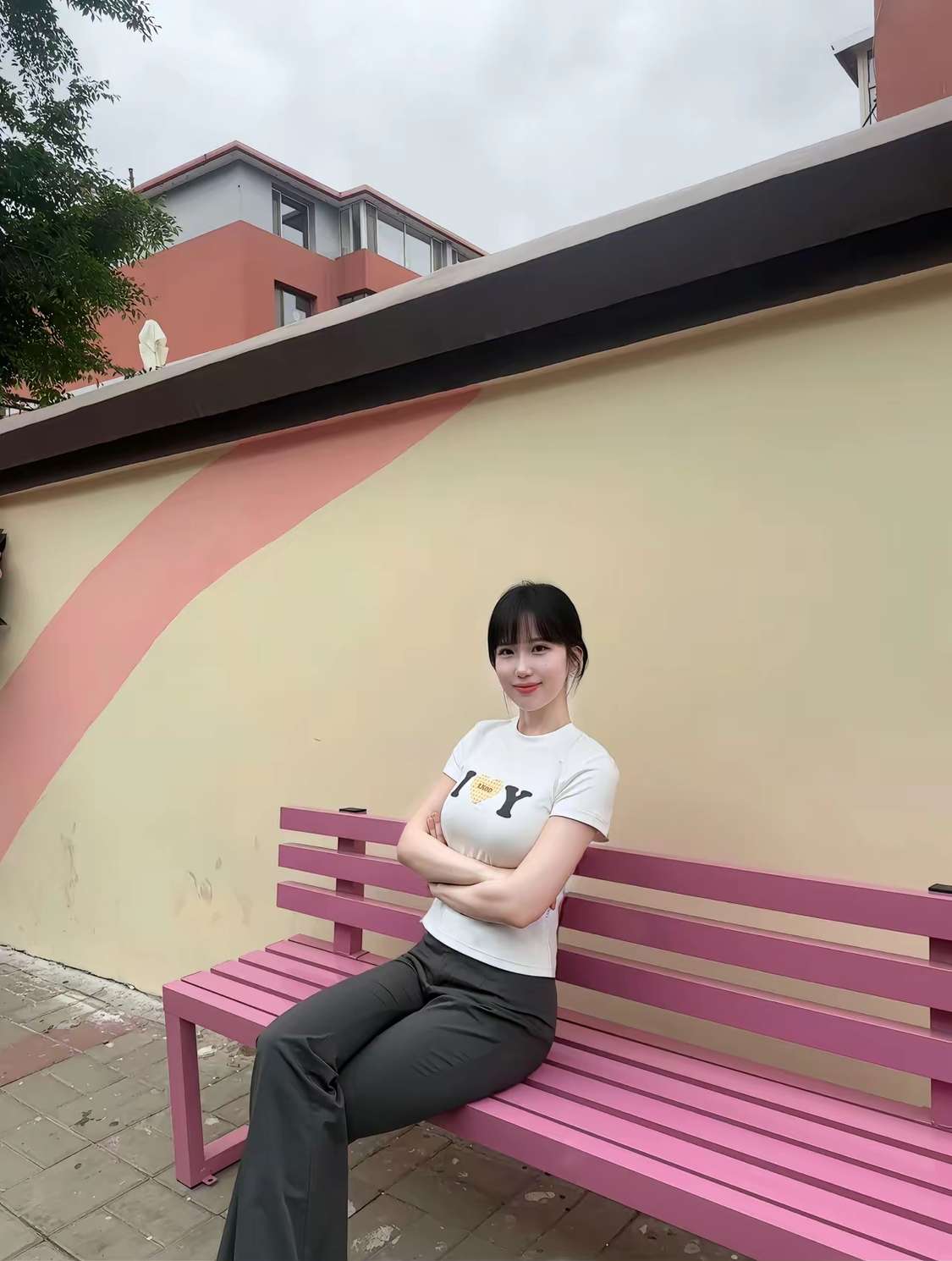表妹是一个不会轻易被打动的女孩，喜欢真诚老实的男孩子[玫瑰]