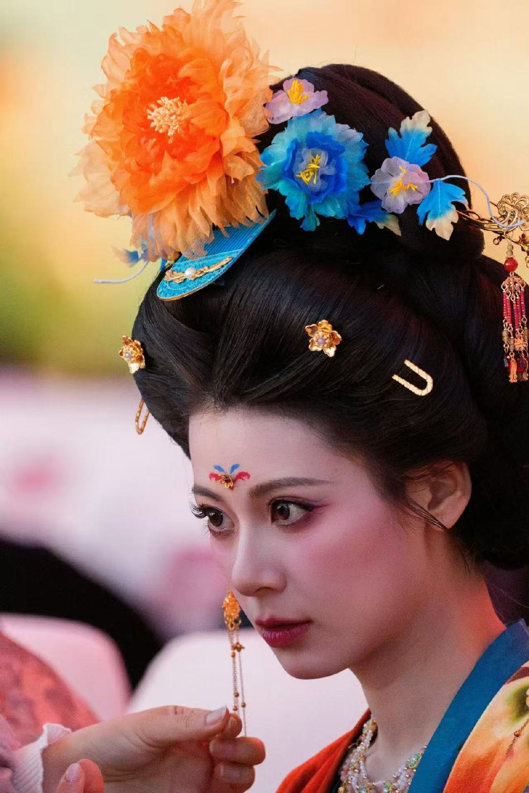 从未见过这样的赵昭仪赵昭仪唐装好雍容大气，从未见过这样的赵昭仪