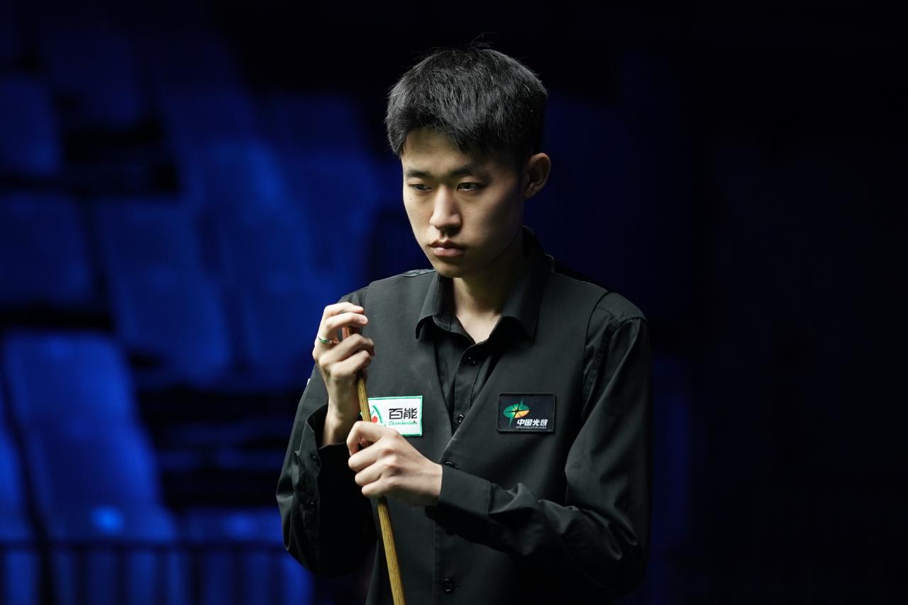 中国00后淘汰世界第一不可怕，可怕的是没人能让他感到压力，要夺冠了武汉公开赛曝