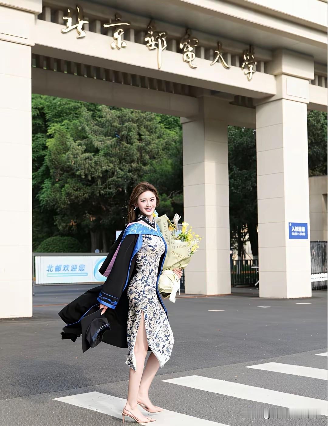 不得不说，小姐姐这么高的颜值，应该是校花级别的吧？
