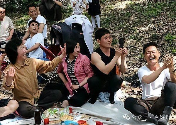 看一下韩国有钱人平日是怎样玩的！韩国有钱人日常消遣分三档：普通富豪、新富（半导