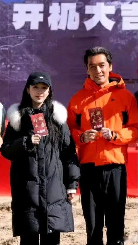记得10多年前，霍建华参加《非常零距离》一个访谈节目上，杨紫作为好友出席，杨紫调