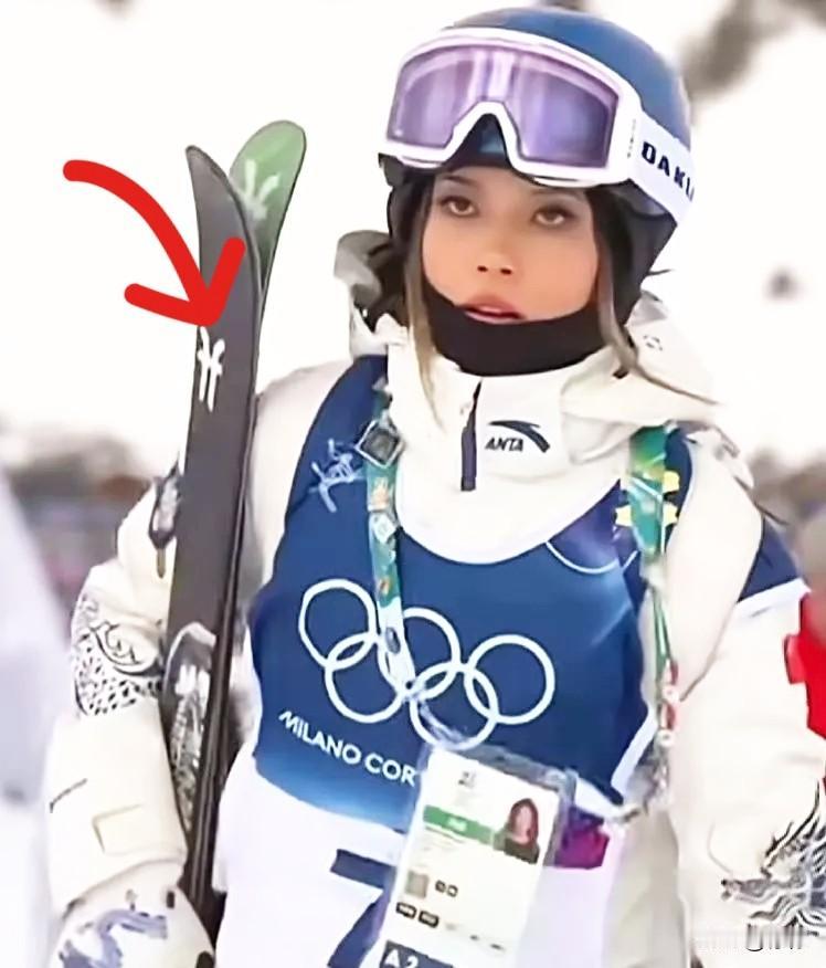 不出意外的话，意外还是来了，太可惜了！22岁谷爱凌参加米兰冬奥会，第一滑就