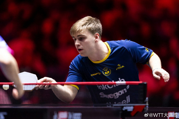 止步新加坡大满贯男单半决赛收获900世排积分下周世排将来到第2位(↑3)，刷新个