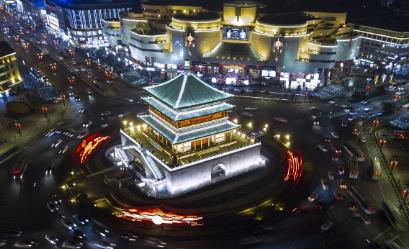 这所学校叫西安戏剧学院。全国第三所公办戏剧类本科院校——前两所是中央戏剧学院和