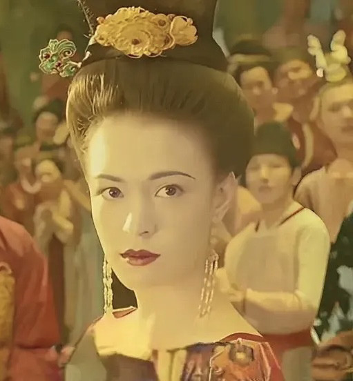为啥古代皇帝很少听说有外籍妃子呢？讲个真事儿你就懂了。唐玄宗李隆基有一回看波斯舞看嗨了，当场宠幸了个