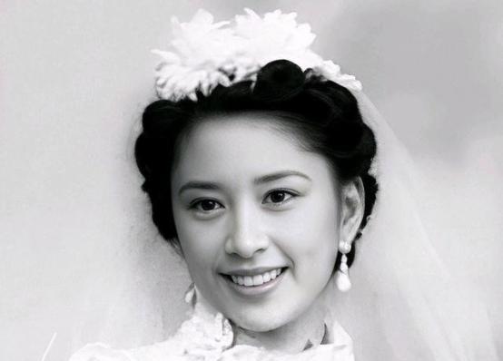1966年，27岁的胡友松发现月事推迟，向75岁的丈夫李宗仁求助，李宗仁欣喜若狂