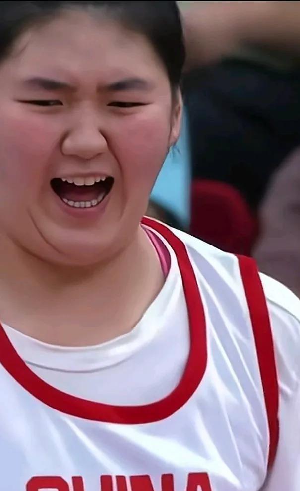 经过几场热身，中国女篮12人名单应出笼了几场热身赛下来，不用再多想了，中国女篮