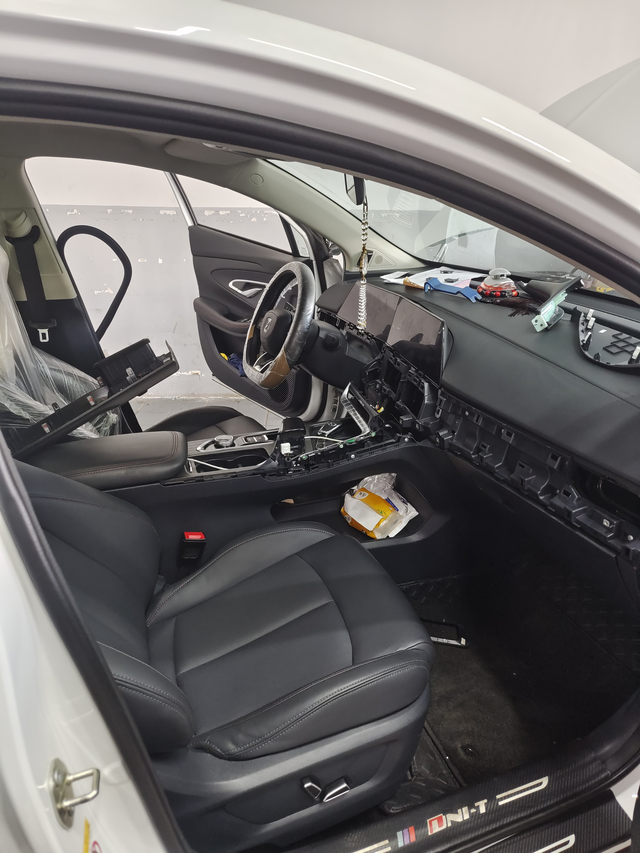 长安，你要我们怎么支持你？？？2021年1月1日喜提unit旗舰版，当时还挺开