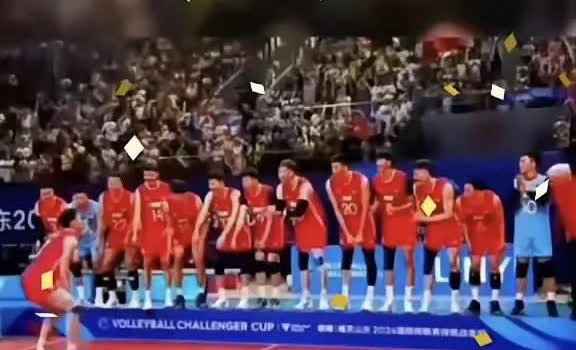 男排竟然扬眉吐气了。一直以来，中国男排的成绩都不理想，还一度沦为