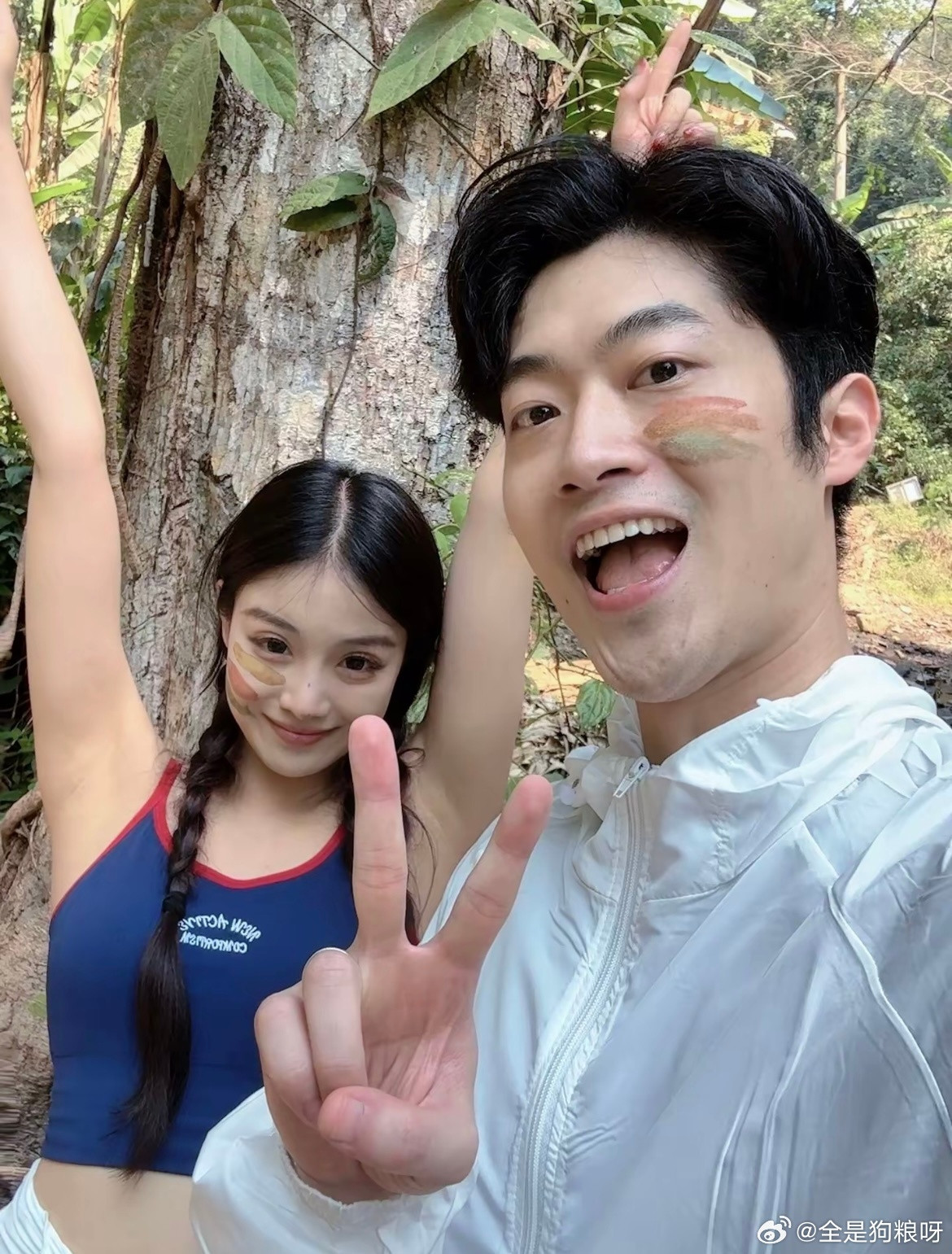 和喜欢的男生去探险啦