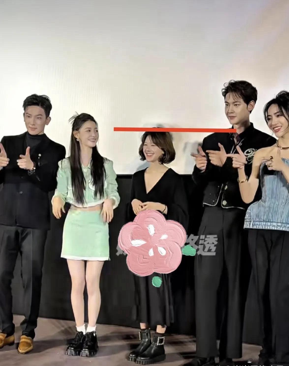 赵露思下次估计不会来了，她到底多高？