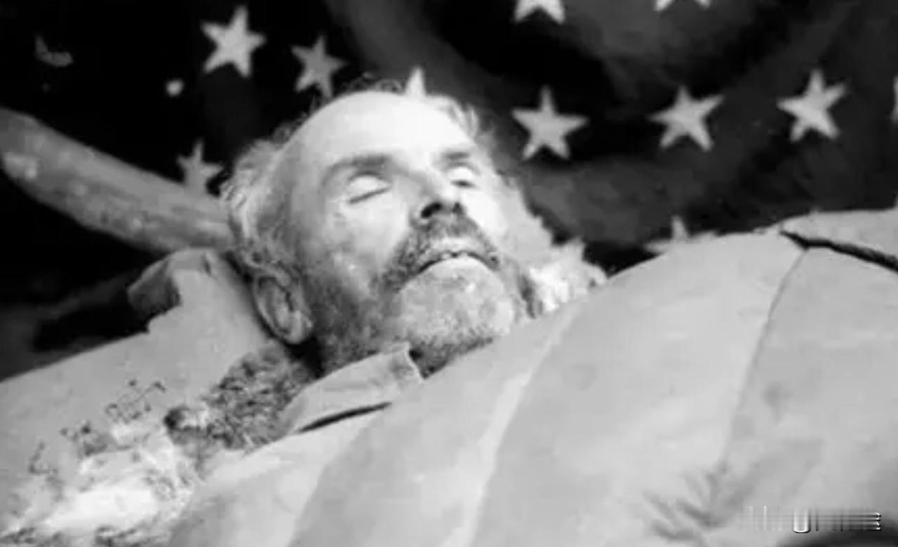 我一直以为白求恩就是个好人，课本里那种，脸谱化的好人。直到今天，我才知道，这根